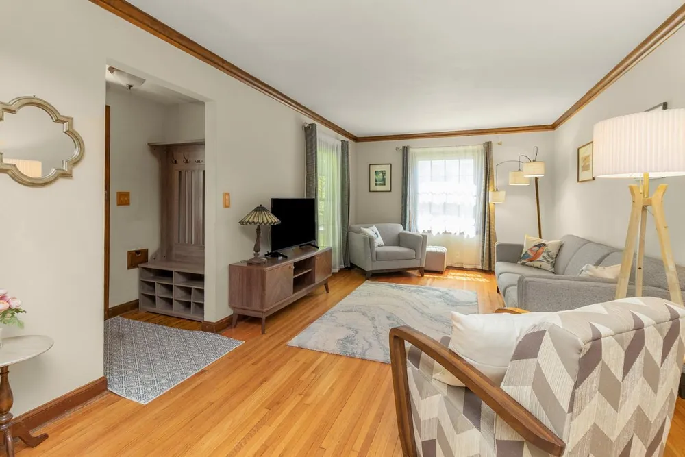 1101 Humboldt Ave, West St Paul, MN 55118