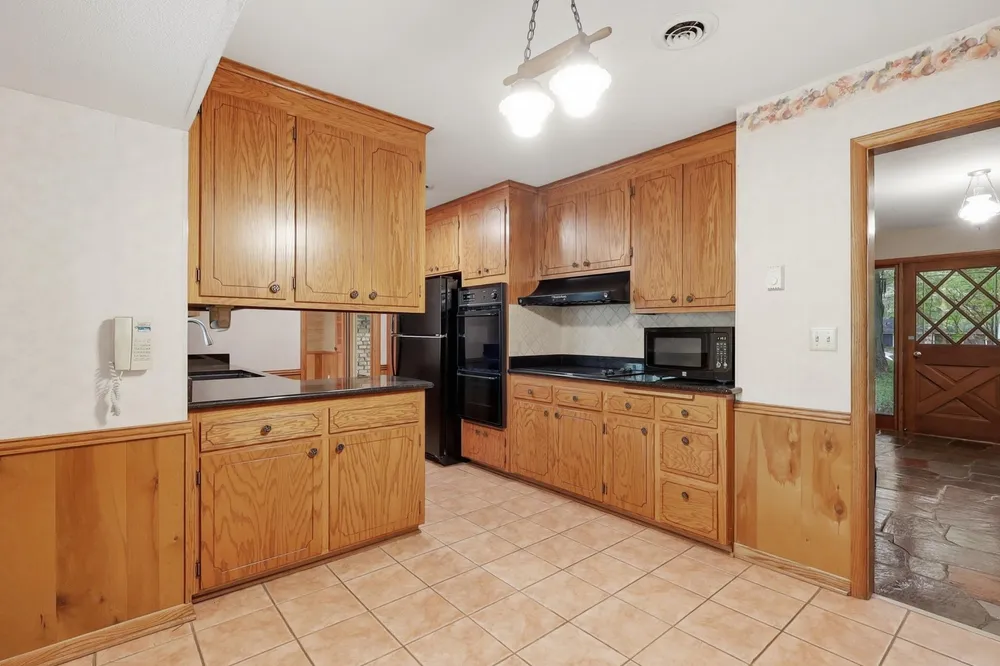 18415 14th Ave N, Plymouth, MN 55447