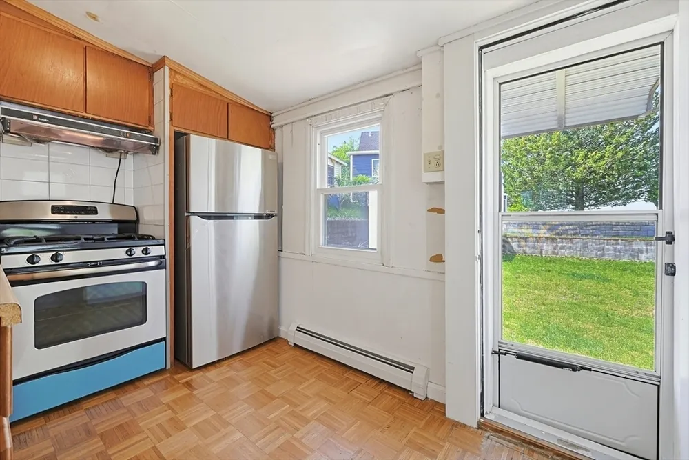 15 Becket St, Quincy, MA 02171