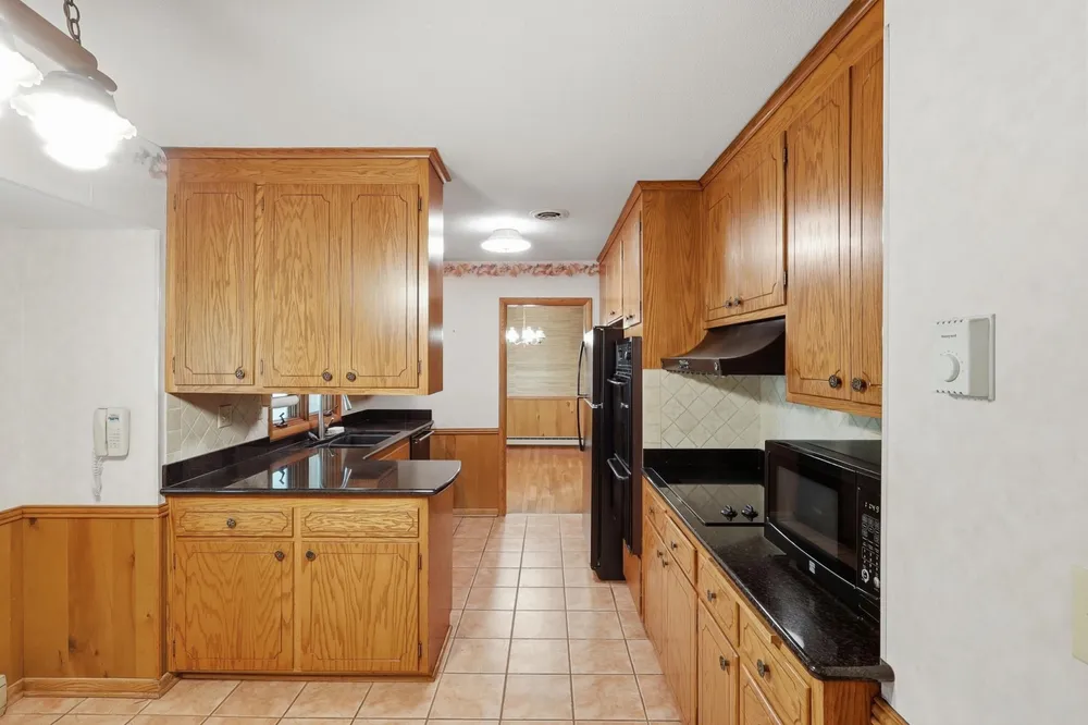 18415 14th Ave N, Plymouth, MN 55447
