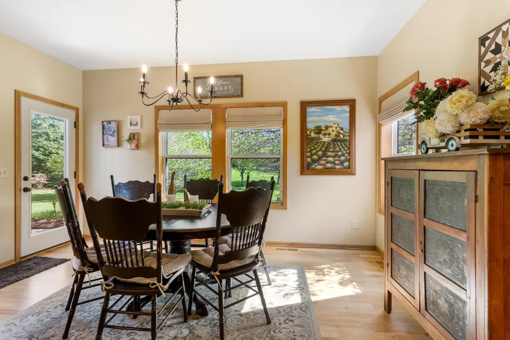 2314 Fieldstone Curve, Woodbury, MN 55129