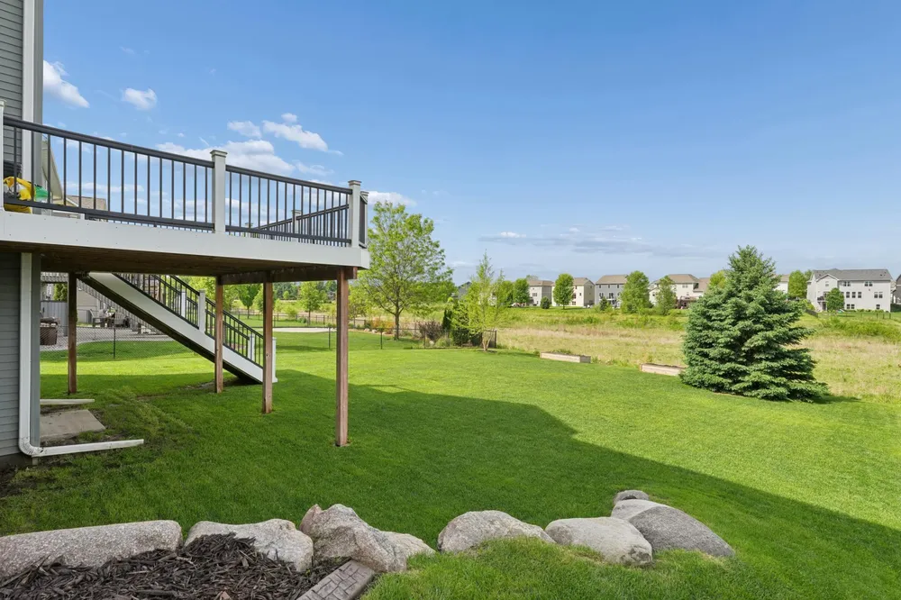 6730 Joliet Ave S, Cottage Grove, MN 55016