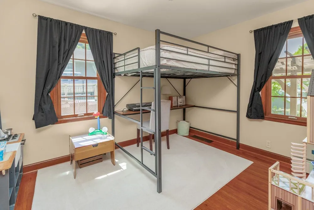 1101 Humboldt Ave, West St Paul, MN 55118