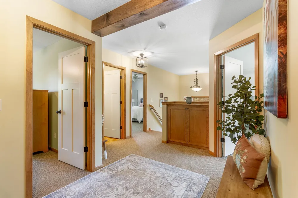 2314 Fieldstone Curve, Woodbury, MN 55129