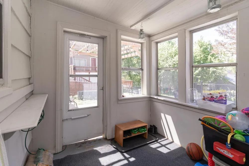 1101 Humboldt Ave, West St Paul, MN 55118
