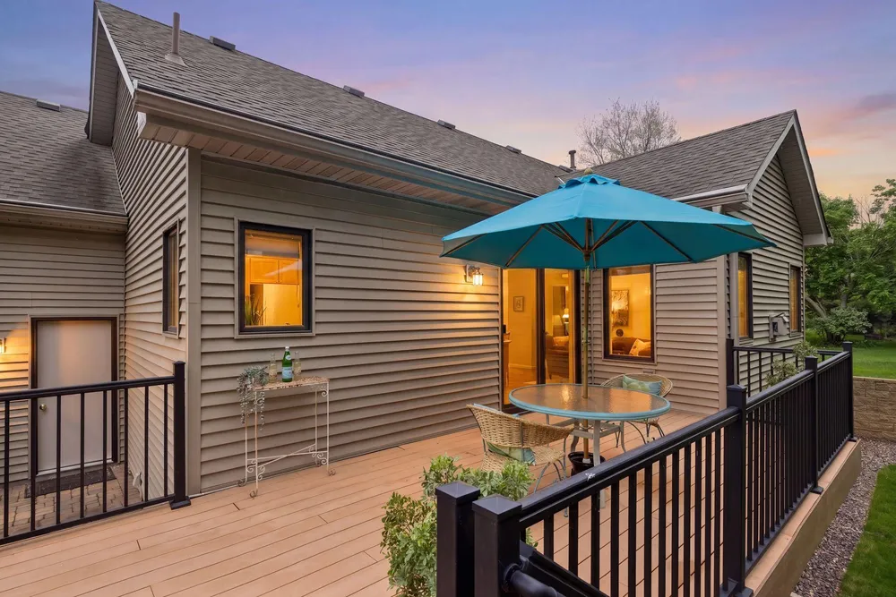 10947 Alexandra Ct, Inver Grove Heights, MN 55077