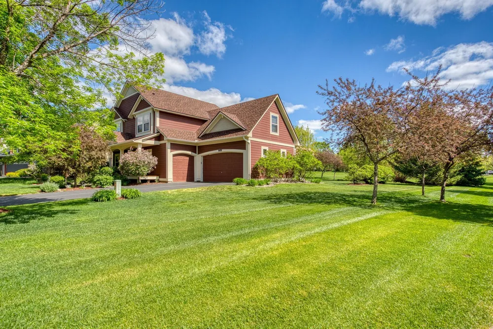 2314 Fieldstone Curve, Woodbury, MN 55129