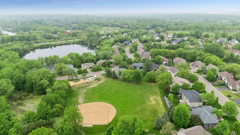 10947 Alexandra Ct, Inver Grove Heights, MN 55077
