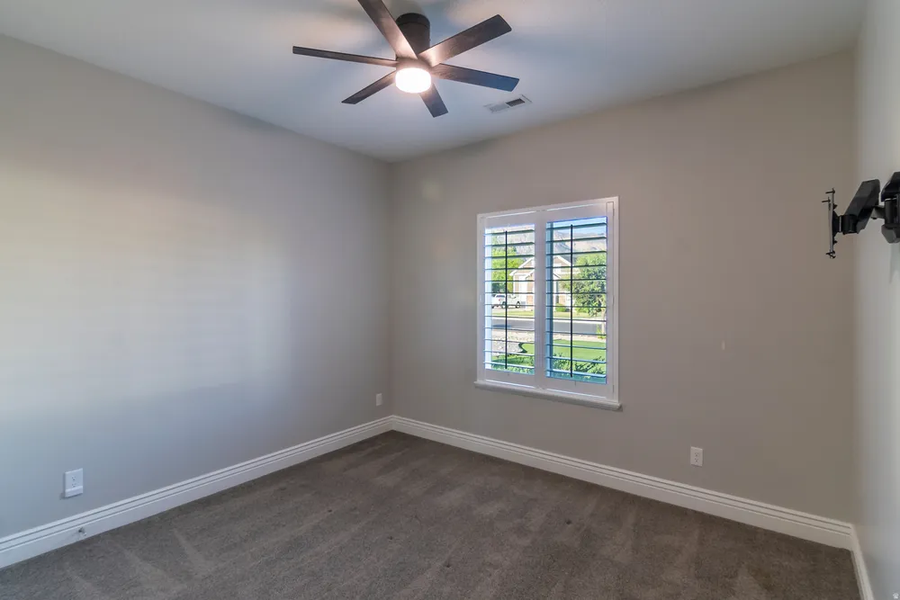 3373 N 2675 W, Farr West, UT 84404