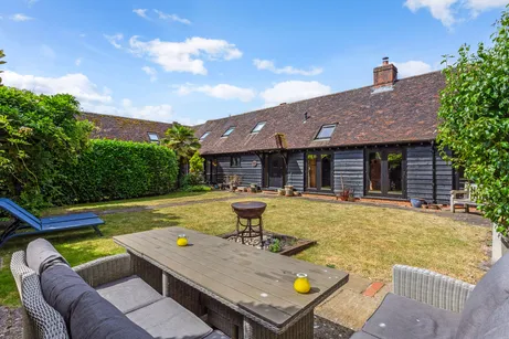 Coldmoorholme Lane, Bourne End, SL8