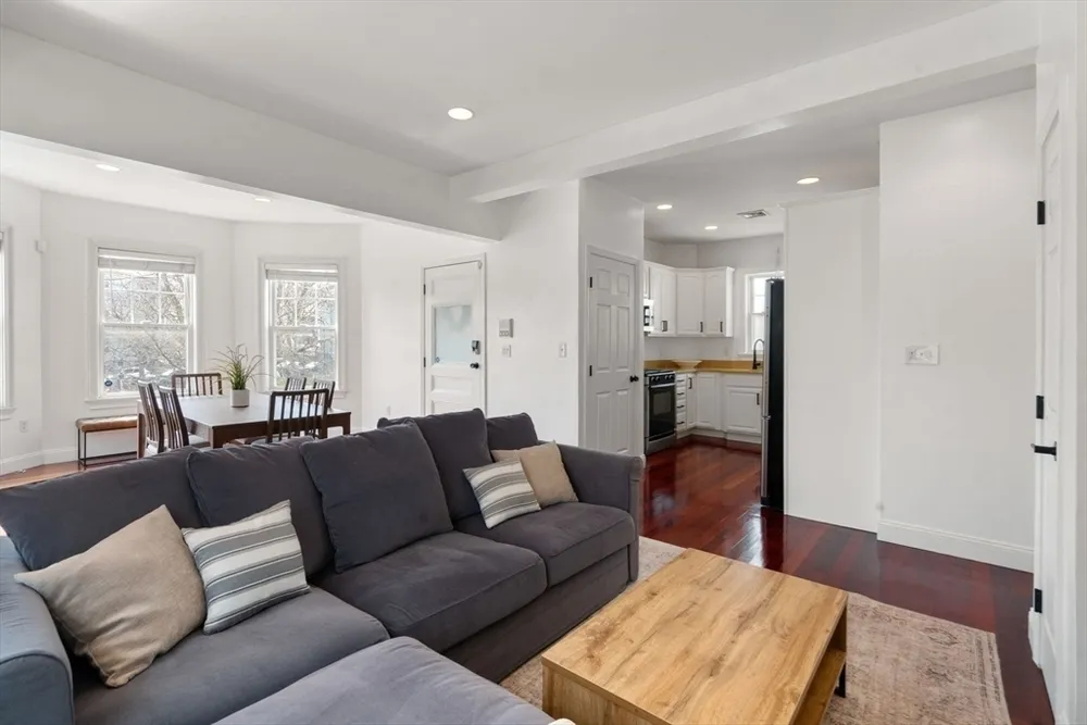 30 Pond St, Boston, MA 02125