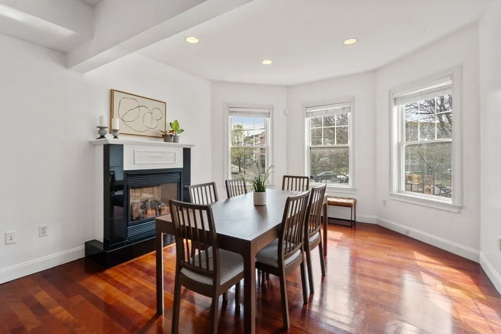 30 Pond St, Boston, MA 02125
