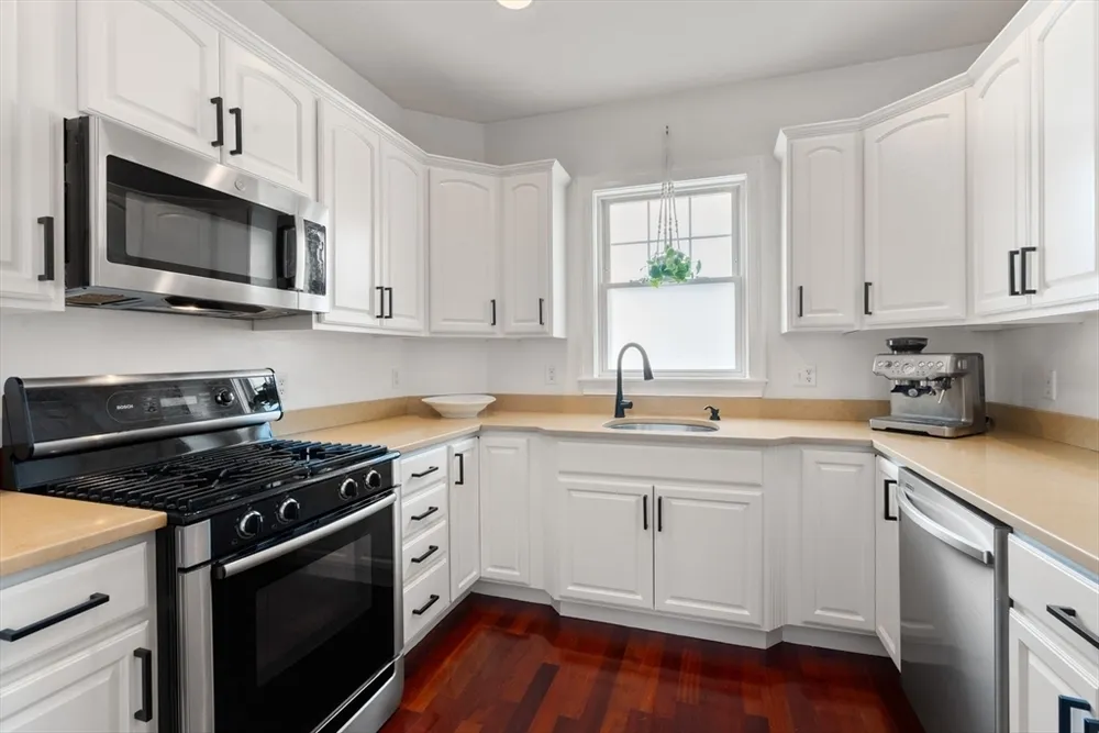 30 Pond St, Boston, MA 02125