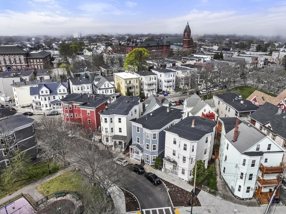 30 Pond St, Boston, MA 02125