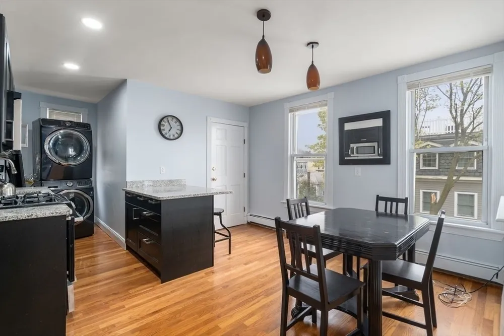 186 Sydney St, Boston, MA 02125
