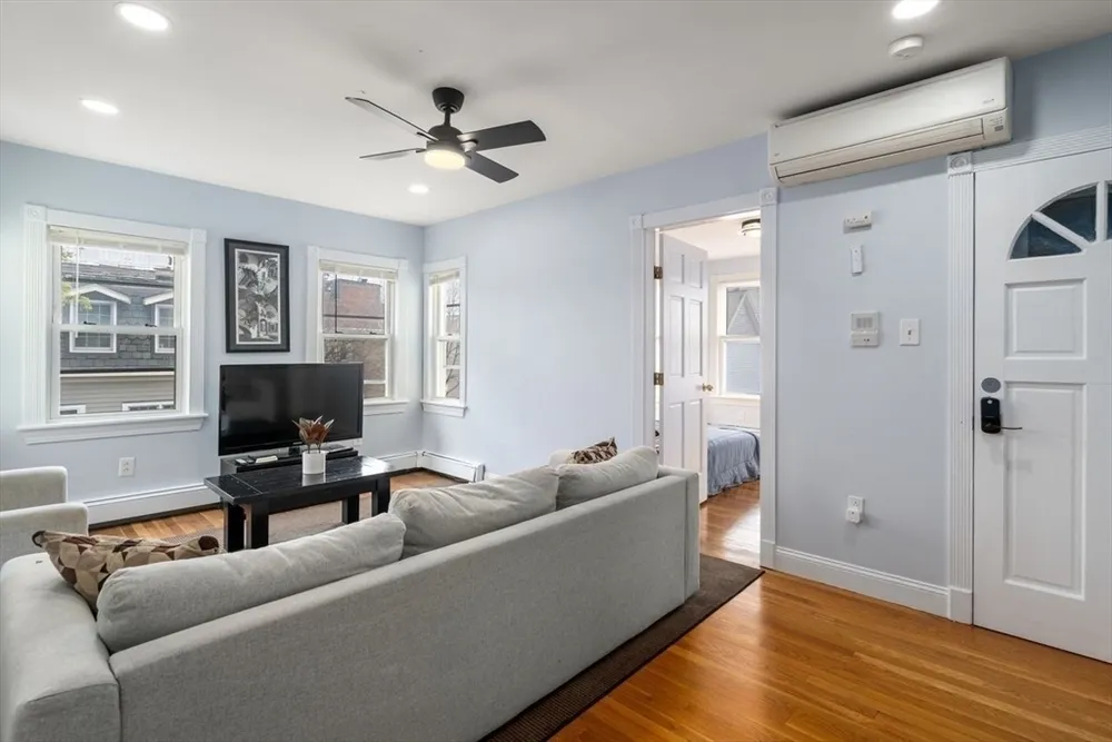 186 Sydney St, Boston, MA 02125