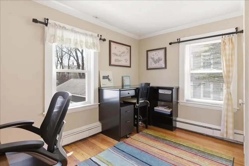 29 Clapp St, Walpole, MA 02081