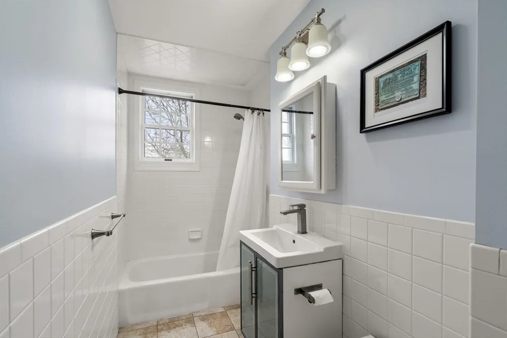 186 Sydney St, Boston, MA 02125