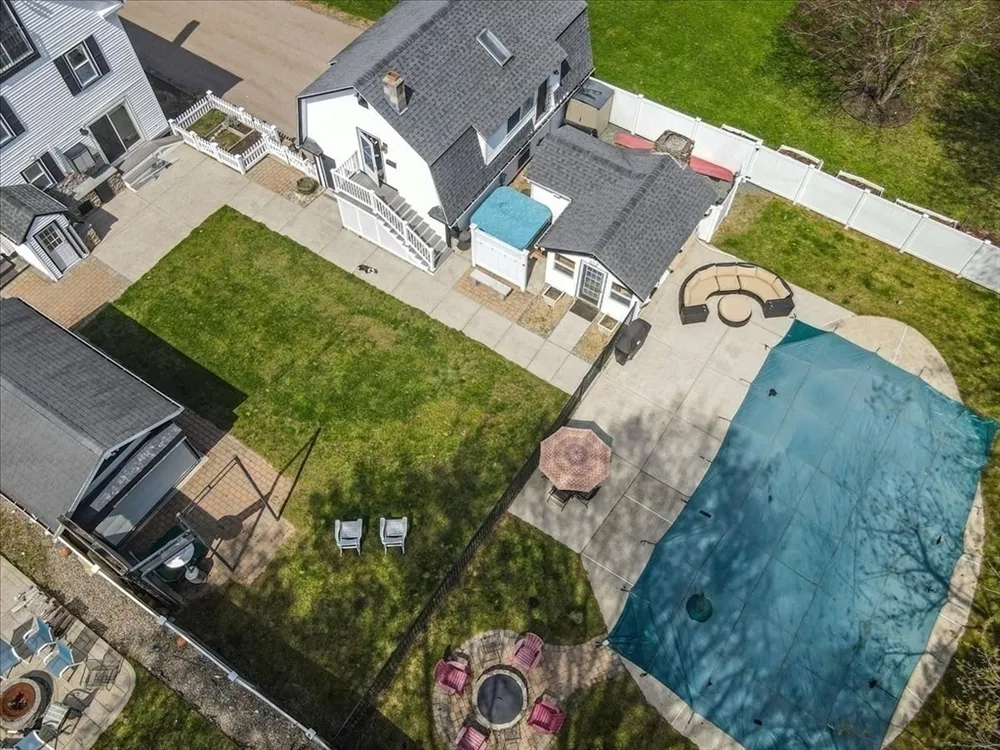 29 Clapp St, Walpole, MA 02081