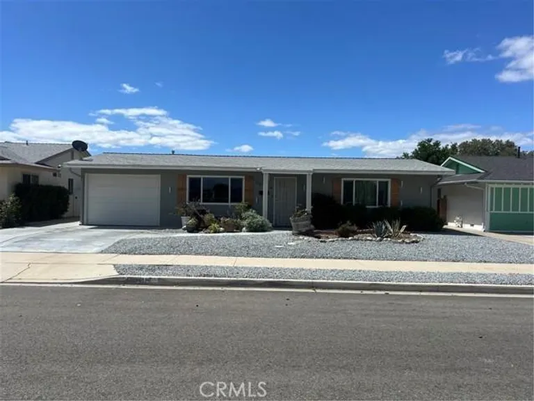 1601 W Mayberry Ave, Hemet, CA 92543