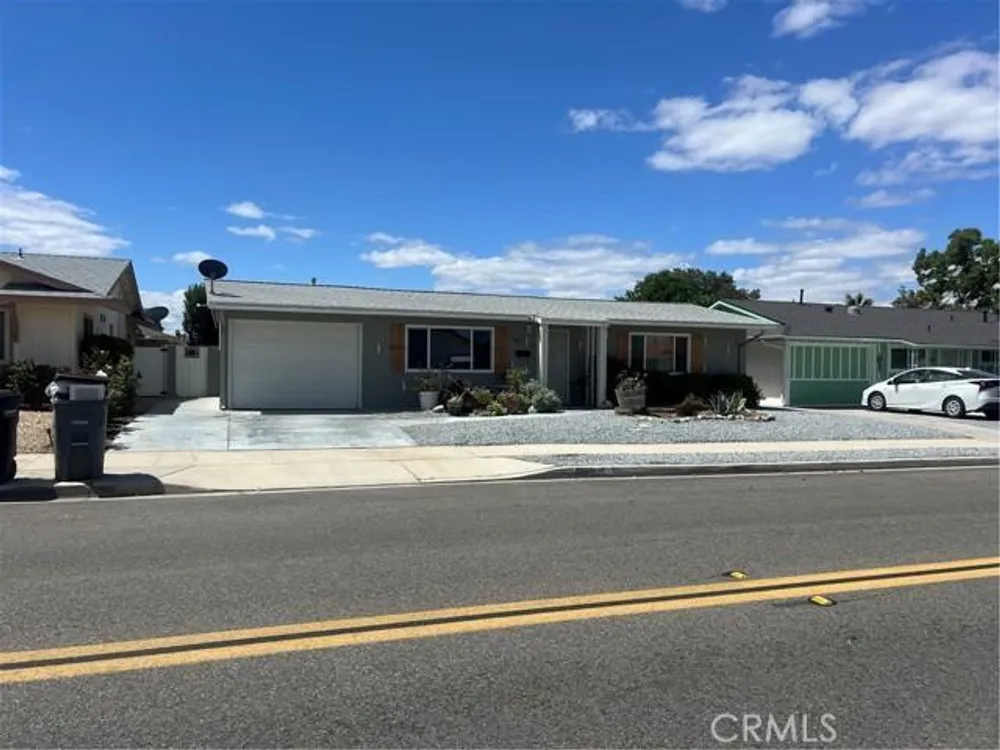 1601 W Mayberry Ave, Hemet, CA 92543