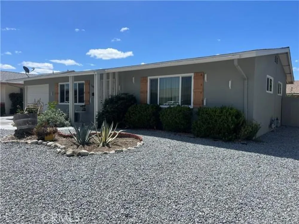 1601 W Mayberry Ave, Hemet, CA 92543