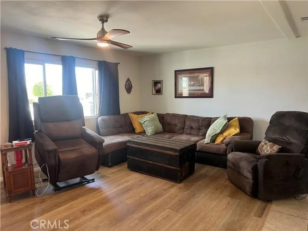 1601 W Mayberry Ave, Hemet, CA 92543