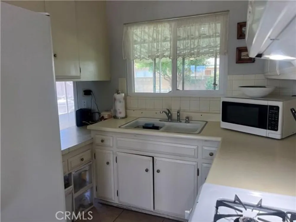 1601 W Mayberry Ave, Hemet, CA 92543