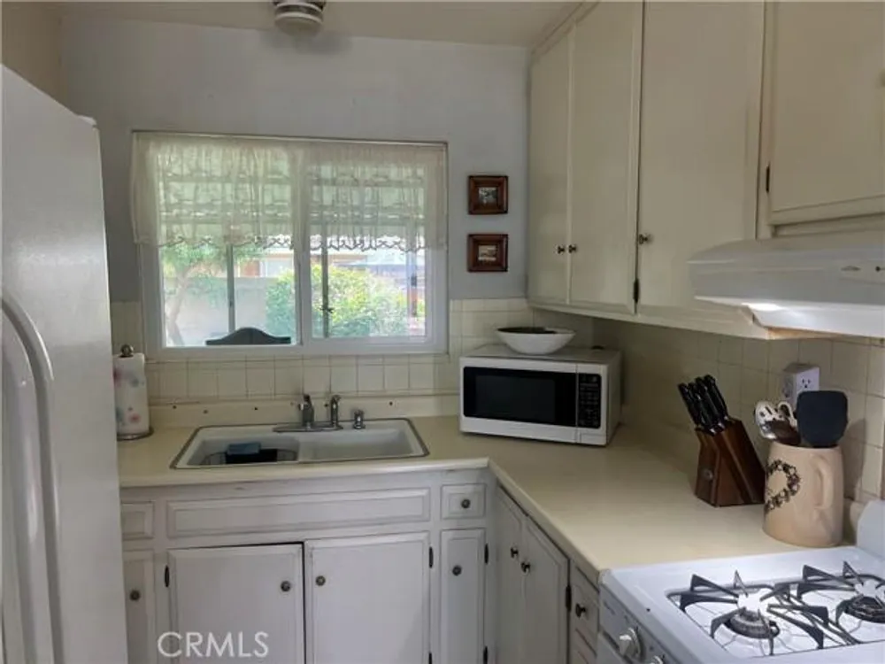 1601 W Mayberry Ave, Hemet, CA 92543