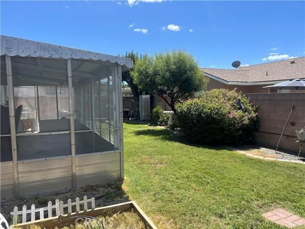 1601 W Mayberry Ave, Hemet, CA 92543