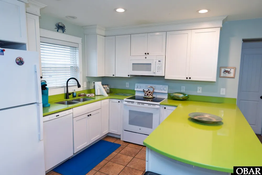 3215 Virginia Dare Trail, Kill Devil Hills, NC 27948