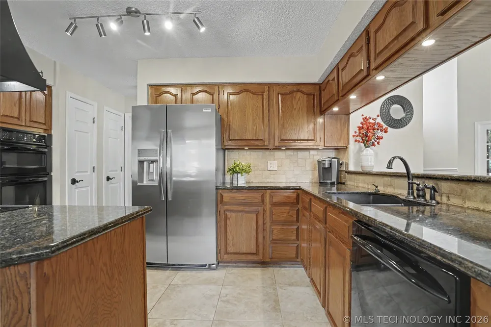 9229 S Fulton Ave, Tulsa, OK 74137
