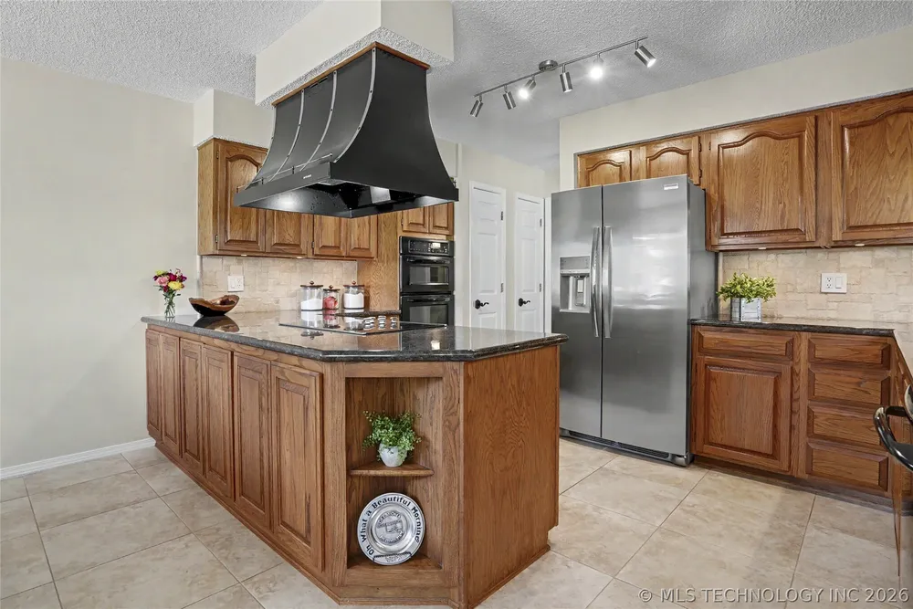 9229 S Fulton Ave, Tulsa, OK 74137