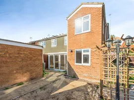 Lodden Avenue, Berinsfield, Wallingford thumb 2