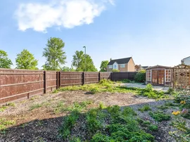 Lodden Avenue, Berinsfield, Wallingford thumb 3