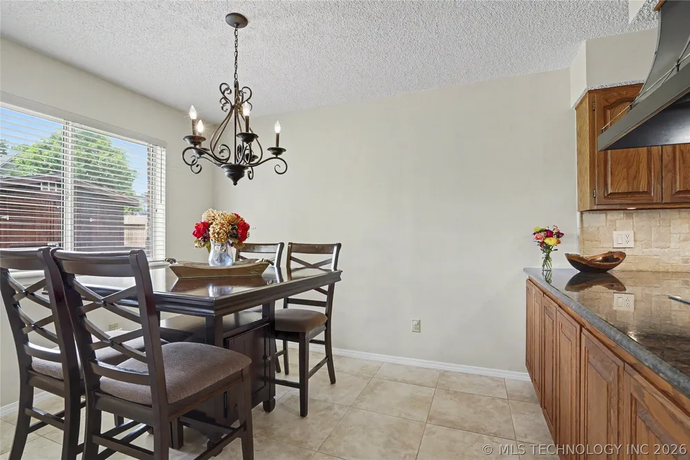 9229 S Fulton Ave, Tulsa, OK 74137