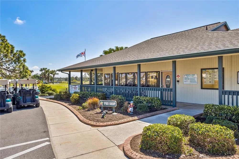 2100 Kings Hwy, Port Charlotte, FL 33980