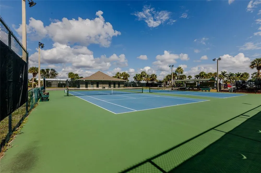 2100 Kings Hwy, Port Charlotte, FL 33980