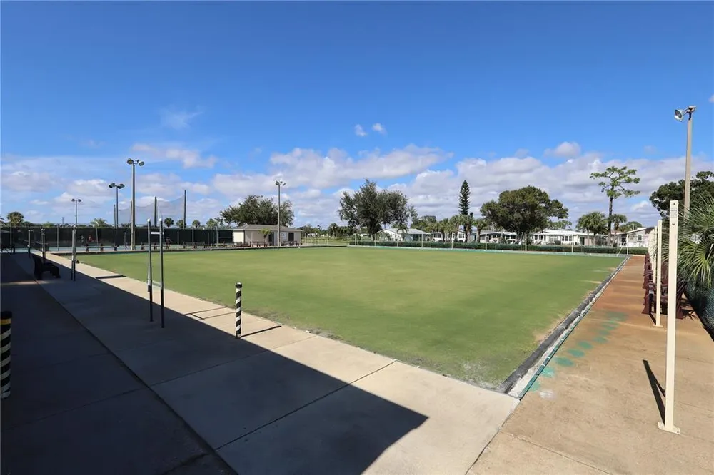 2100 Kings Hwy, Port Charlotte, FL 33980
