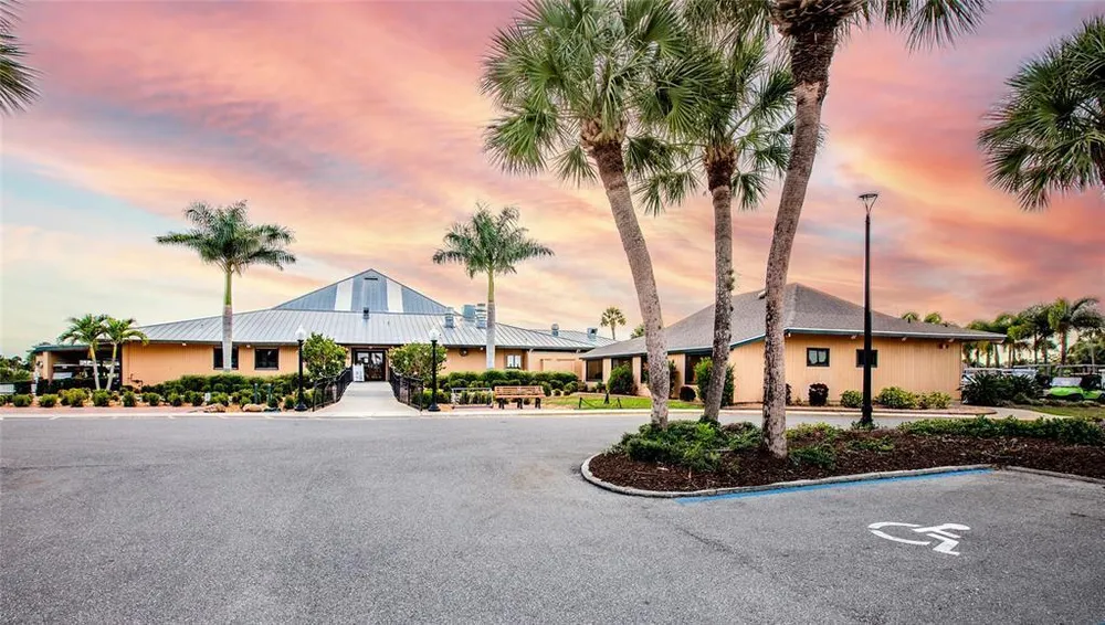 2100 Kings Hwy, Port Charlotte, FL 33980
