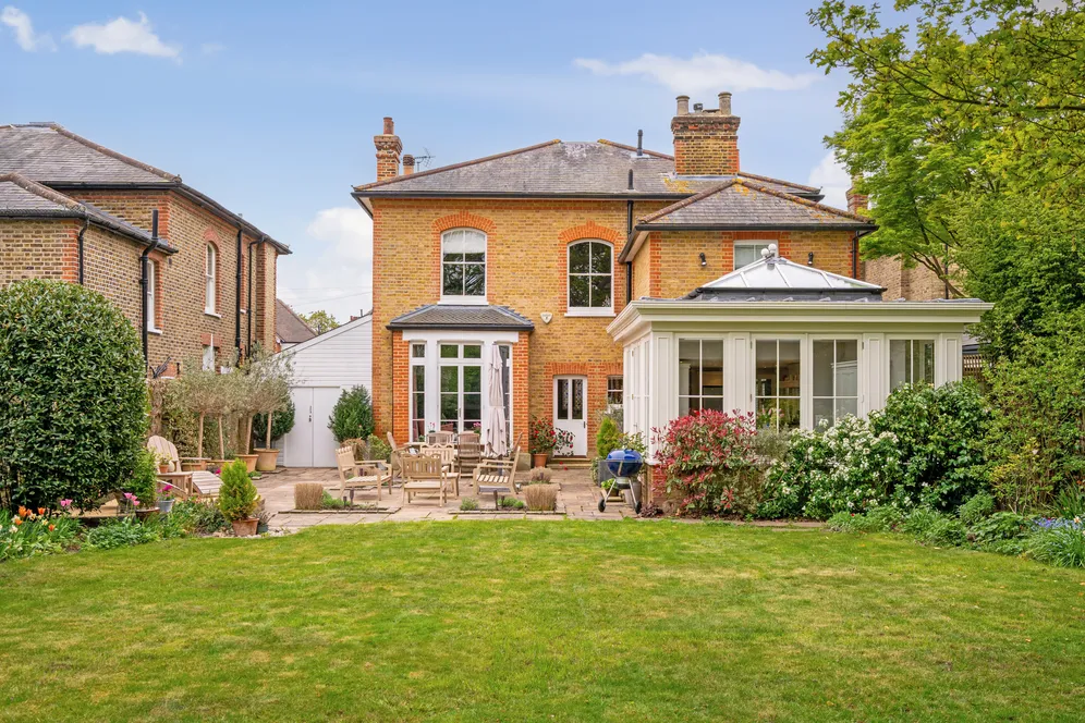 Teddington Park Road, Teddington, TW11 photo 5