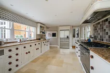 Teddington Park Road, Teddington, TW11 photo 6