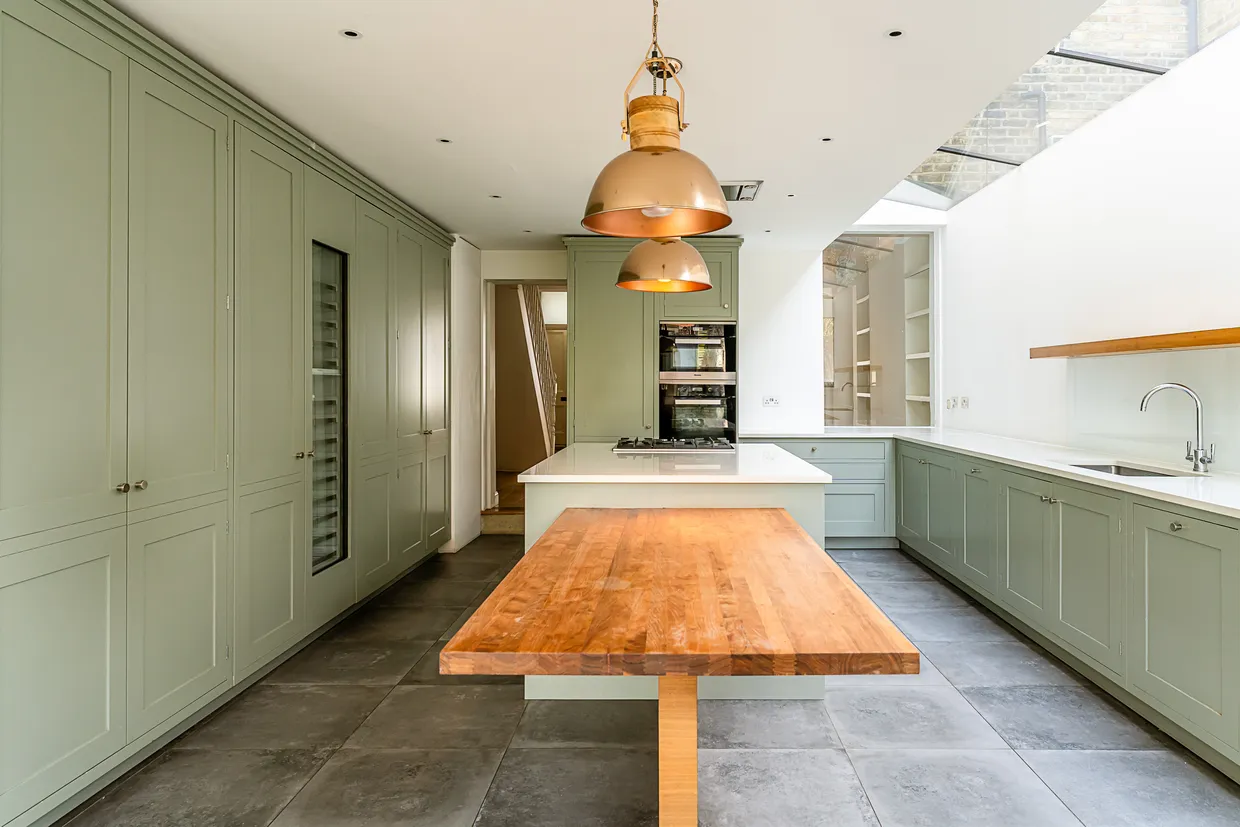 Eland Road, London, SW11 photo 14