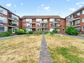 Castle Way, Feltham photo