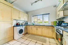 Fountain Road, London