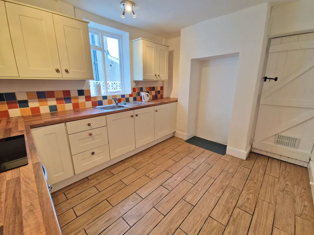 REYNALLT PLACE, PORTHCAWL, CF36 3DR