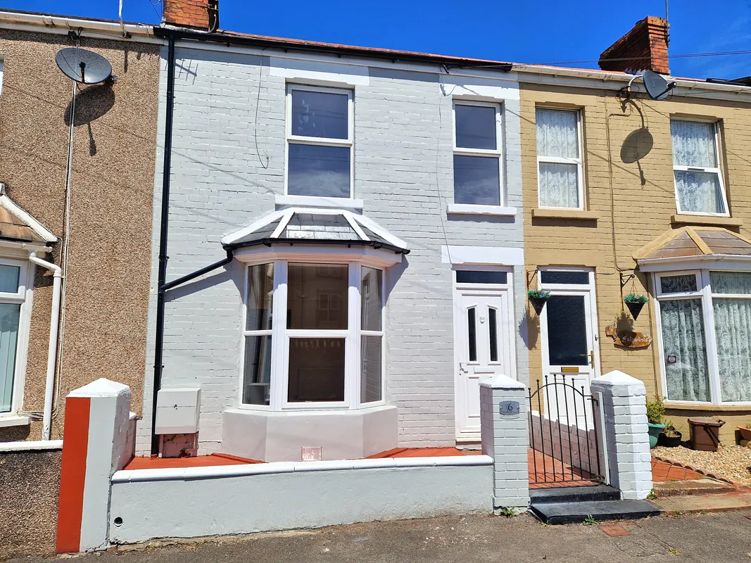 REYNALLT PLACE, PORTHCAWL, CF36 3DR