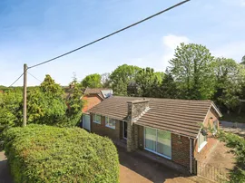 Camberlot Road, Upper Dicker, Hailsham thumb 2