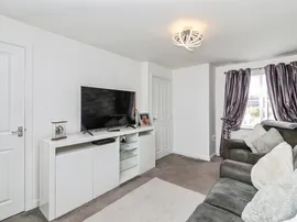 Maplesden Close, Oulton, Lowestoft thumb 2