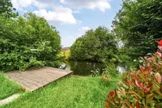 Newport Road, Newbury, RG14 photo 14